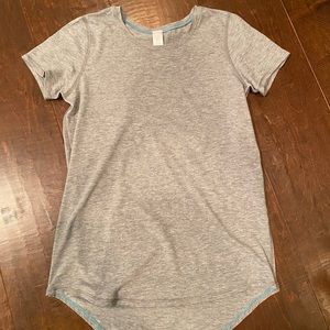 IVIVVA- Grey Loose Fitted Shirt